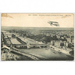 carte postale ancienne AVIATION. Paris Aéroplane au dessus de Passy 1913. Avions et Pilotes