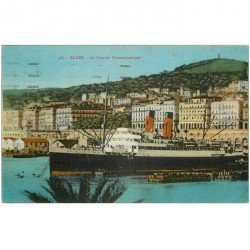 carte postale ancienne TRANSPORTS. Navires et Bateaux. ALGER le Courrier 1930