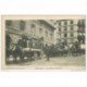 carte postale ancienne TRANSPORTS. Attelages à Impériale. Une Station d'Omnibus. Paris vécu vers 1900