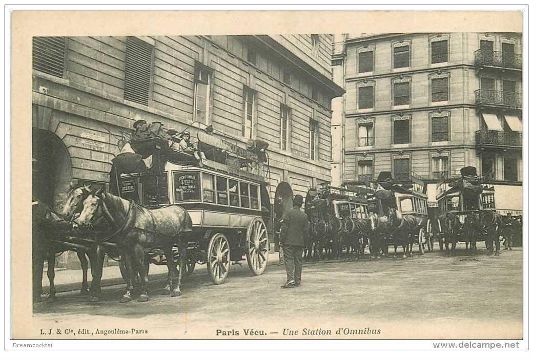 TRANSPORTS. Attelages à Impériale. Une Station d'Omnibus. Paris vécu vers 1900
