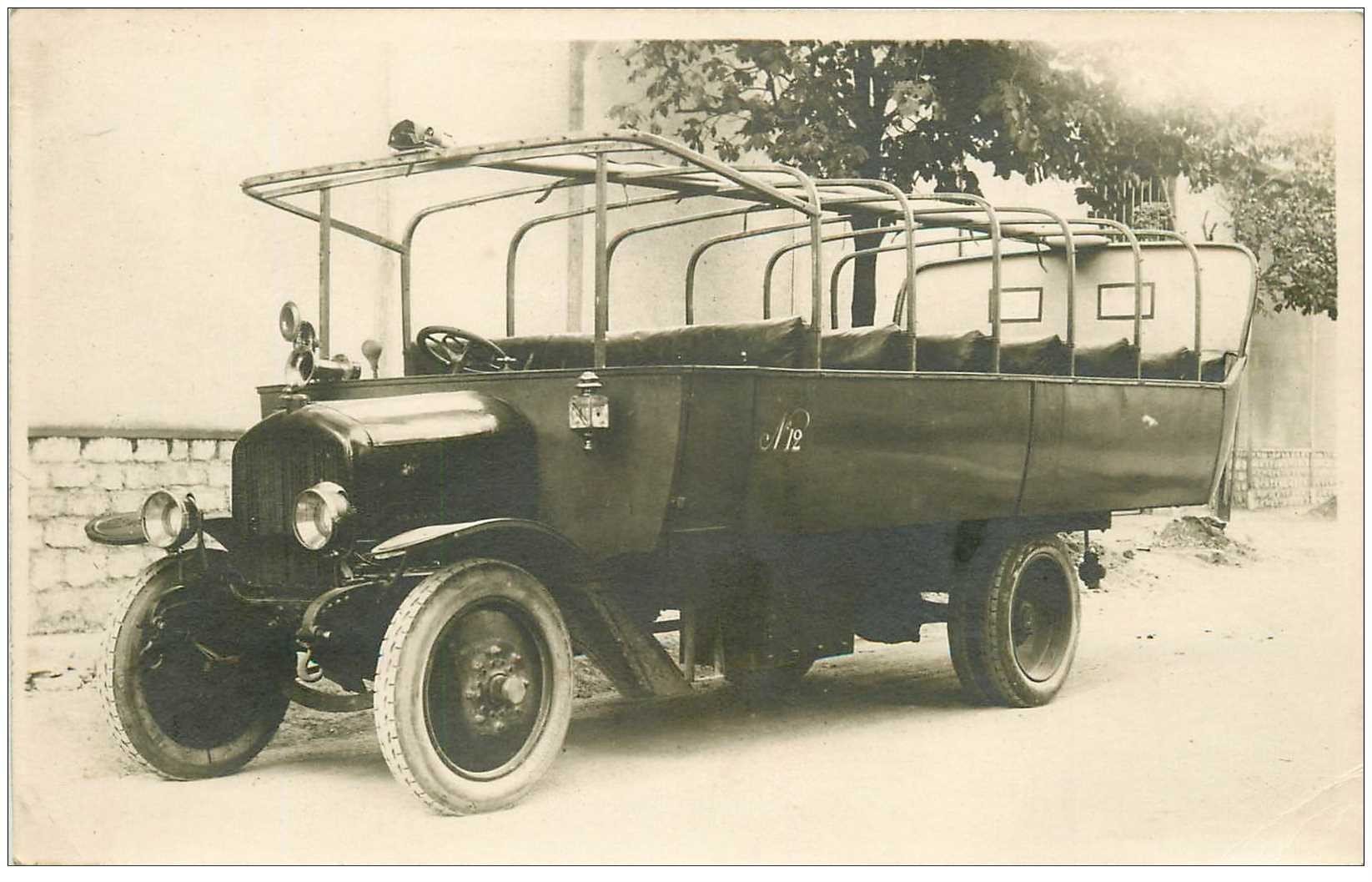 TRANSPORTS. Superbe voiture camionnette n°12 pour le transport de Touristes. Photo carte postale