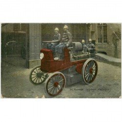 carte postale ancienne METIERS SAPEURS POMPIERS. La Pompe électrique sur Camionette ancienne. Dans l'état. Format 13.5 x 8.5 cm