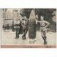 carte postale ancienne SAPEURS POMPIERS. Paris 1932 + Militaires Russes ou Polonais avec obus 1928