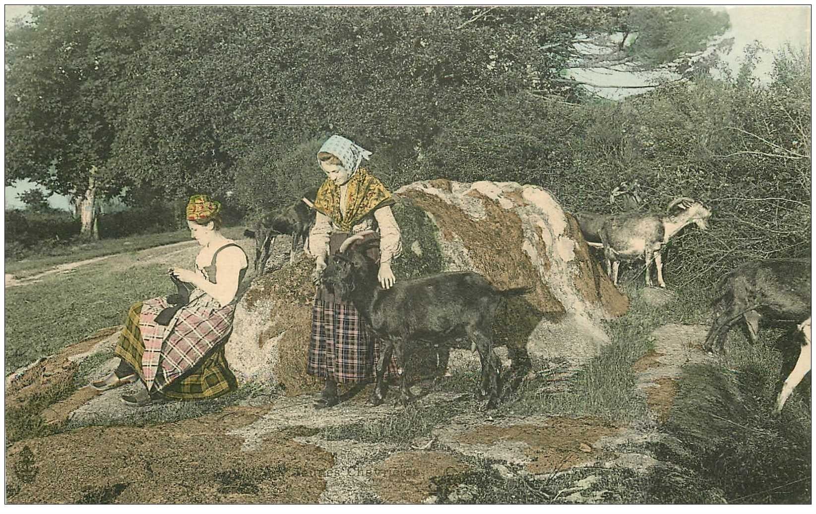 METIERS. Paysans une Chevrière et une Tricoteuse