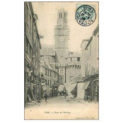 carte postale ancienne 14 VIRE. Porte de l'Horloge 1905 et Quincaillerie