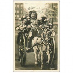 carte postale ancienne BONNE FETE. Fillette avec attelage