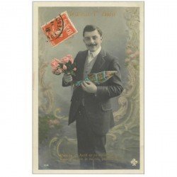 carte postale ancienne POISSON D'AVRIL. Homme Fleurs et chocolats 1911