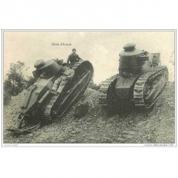 carte postale ancienne CHAR D'ASSAUT. Tank avec Militaires dessus 1923