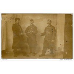 carte postale ancienne GUERRE 1914-18. Carte Photo Compagnie Infanterie du 45° vive la fuite 1908... Militaires et Poilus.