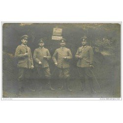 carte postale ancienne GUERRE 1914-18. Carte Photo Militaires Allemands Zugführer Villa Mooshütle. Armée Deusche