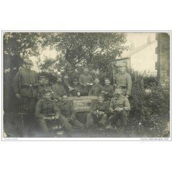 carte postale ancienne GUERRE 1914-18. Carte Photo Militaires Sorgenfrei. Armée Allemande la corvée de patates