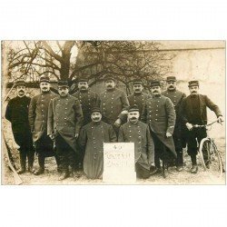 GUERRE 1914-18. Carte Photo Régiment Artillerie du 131° Terril Chatillon. Militaires et Poilus