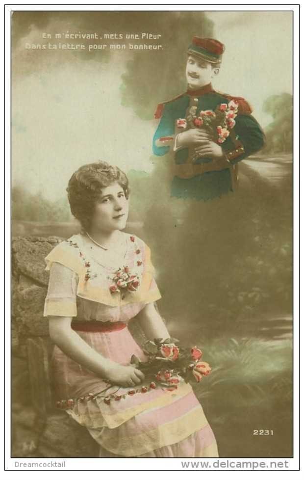 carte postale ancienne GUERRE 1914-18. En m'écrivant mets une Fleur dans ta Lettre 1915