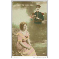 carte postale ancienne GUERRE 1914-18. Les Amoureux qui entendent des voix... 1915