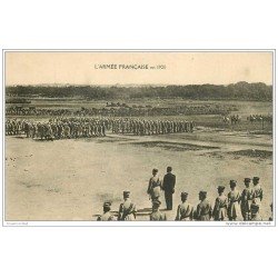 carte postale ancienne MILITARIA. L'Armée Française en 1920. Marche, Régiments et Militaires