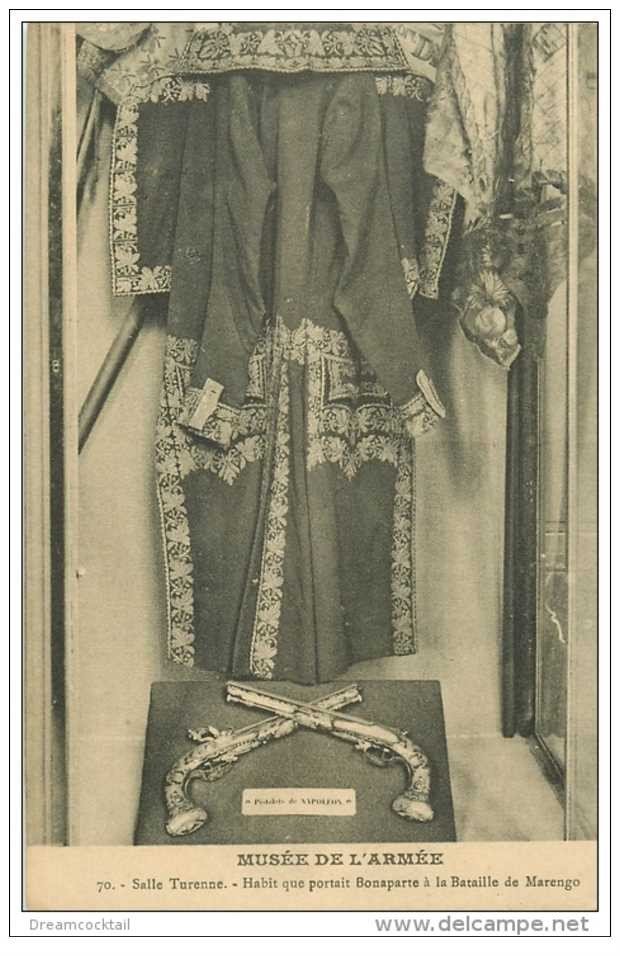 carte postale ancienne MUSEE DE L'ARMEE. Habit de Bonaparte à Marengo Salle Turenne