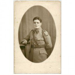 carte postale ancienne Photo carte postale MILITAIRE. Soldat du Régiment n° 10