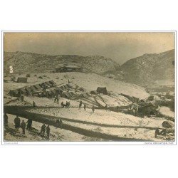 carte postale ancienne MILITARIA. Carte Photo à identifier. Peut-être un Campement en Algérie sous la neige