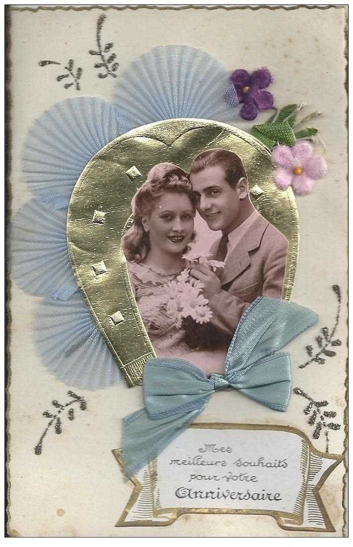 Superbe Carte à système avec Couple en photo médaillon et noeud en tissu