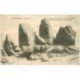 carte postale ancienne DOLMENS ET MENHIRS. 29 Brignogan. Rochers appelés Les Menhirs Grève du Phare