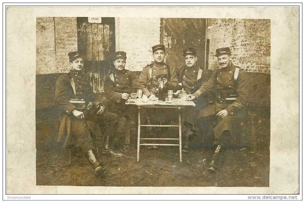 carte postale ancienne GUERRE 1914-18. 1° Régiment Infanterie jeu de cartes la Classe 1900