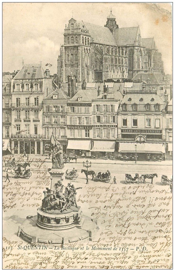 carte postale ancienne 02 SAINT-QUENTIN. La Basilique et Monument de 1557 en 1903. Billard et Café