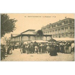 carte postale ancienne 02 SAINT-QUENTIN. Le Marché. Carte vierge impeccable