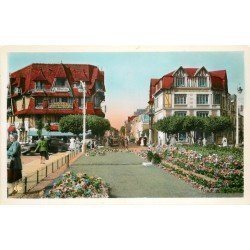 carte postale ancienne 14 DEAUVILLE. Hôtel Place Morny. Real Photo