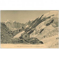 Suisse. Cabane de Mutthorn et la Jungfrau