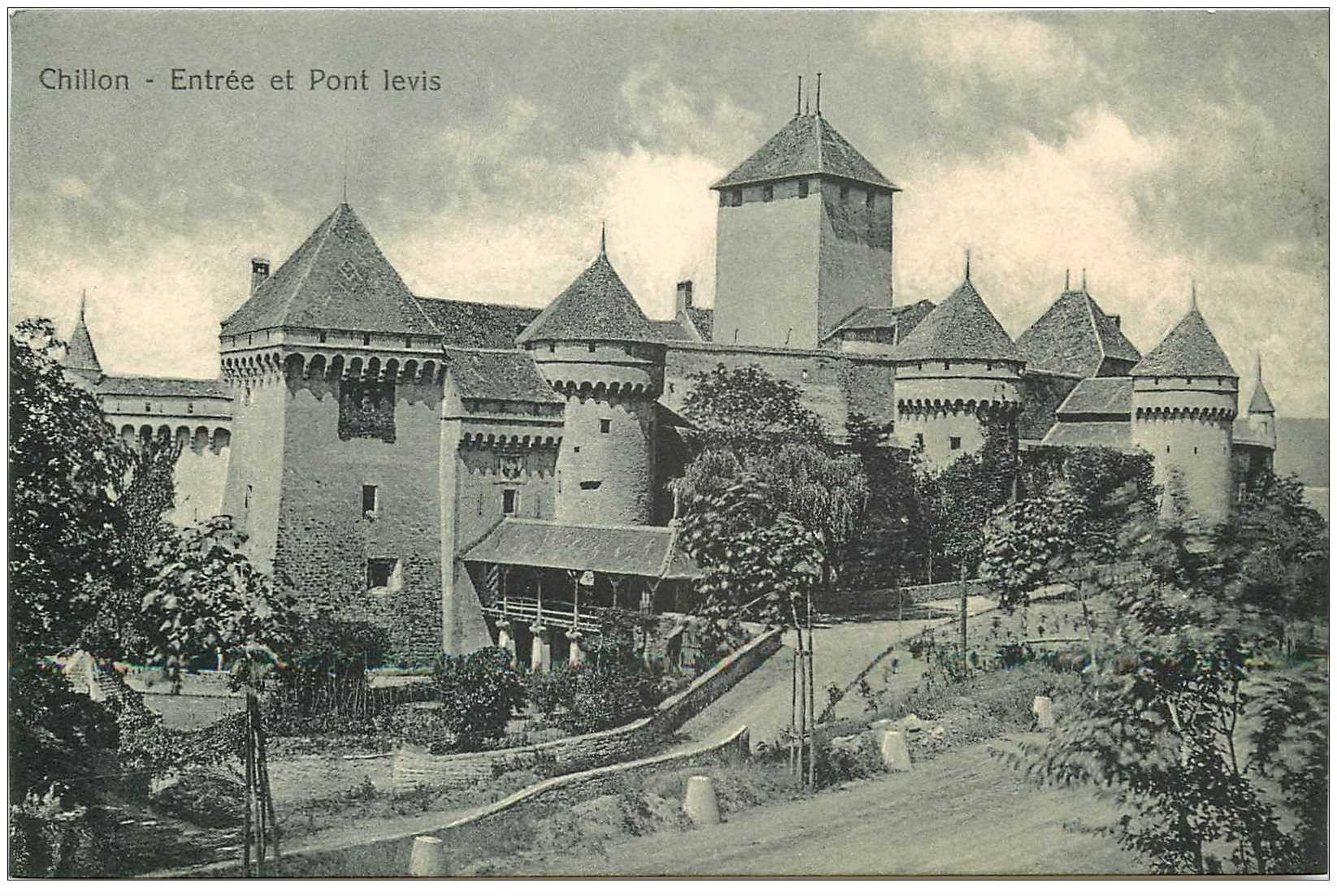 Suisse. CHILLON. Château Entrée et Pont Levis