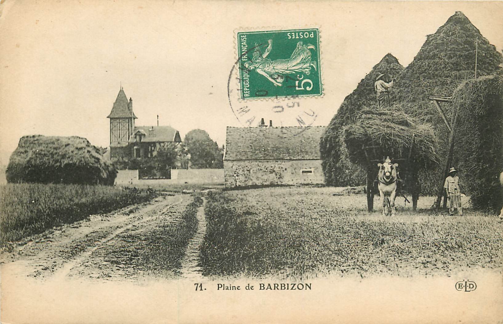 77 BARBIZON. La Récolte du Foin et la mise en Meule avec attelage 1909