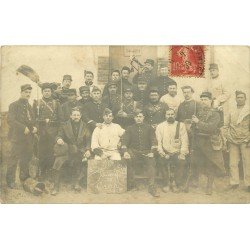 51 CAMP DE MOURMELON. Militaires Poilus du 106 Régiment. Photo carte postale 1909