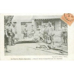 MILITAIRES. La Guerre Russo-Japonaise. Blessés russes transportés par des japonais vers 1904...