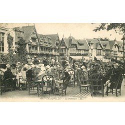 carte postale ancienne 14 DEAUVILLE. Brasserie La Potinière Terrasse bien remplie