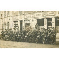 35 HIREL. Motards pour un Rallye devant Epicerie Mercerie Café des Sports. Photo carte postale ancienne