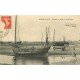 62 BERCK-PLAGE. Barques de Pêche à marée basse avec âne 1908