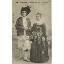 44 BOURG DE BATZ. Mariés en Costumes de Paludiers 1907