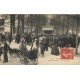 PARIS VIII. Les Guignols aux Champs-Elysées 1914 voiture à Chèvres