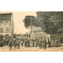 95 PONTOISE. Jour de Marché rue Victor Hugo