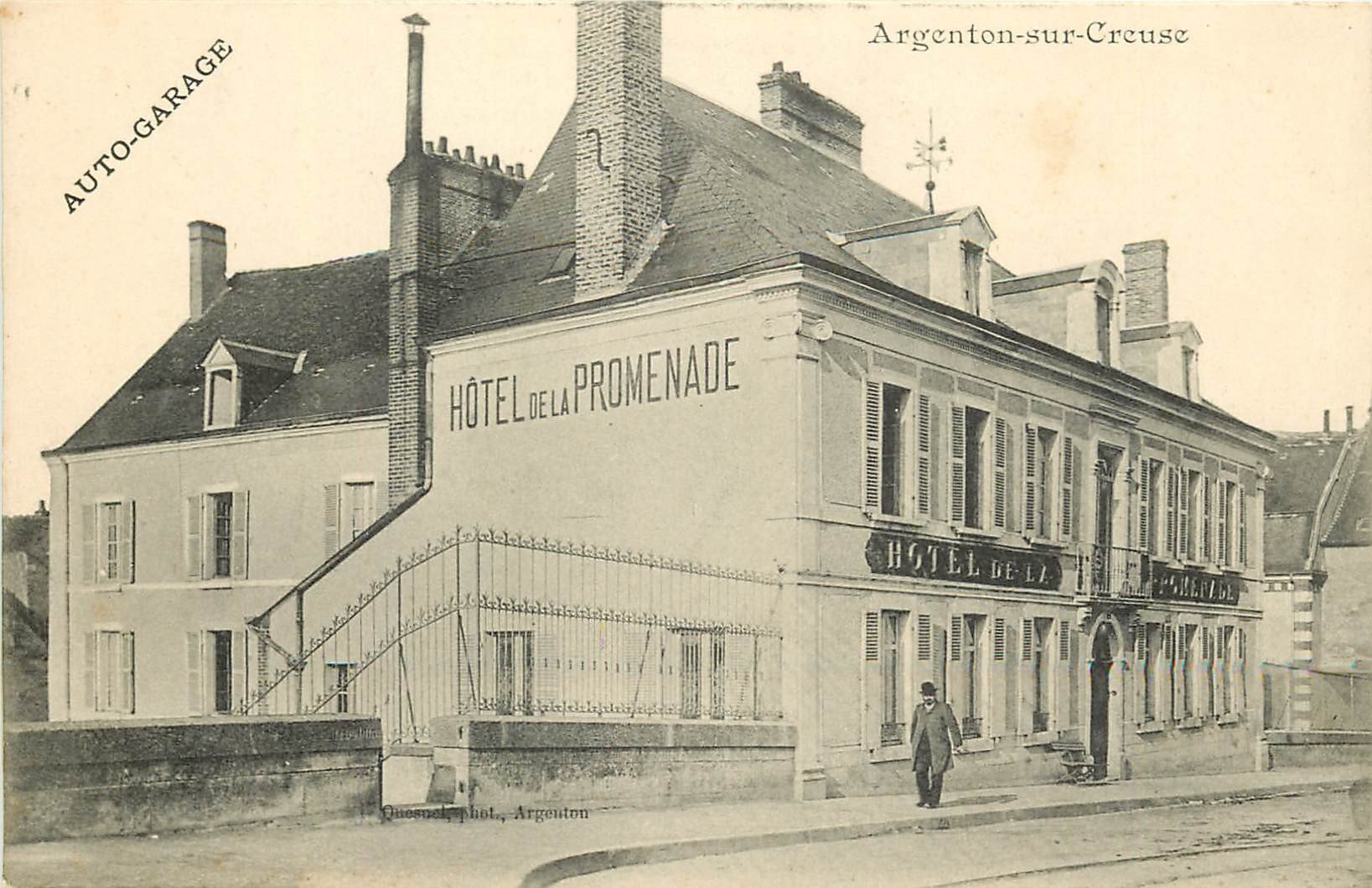 36 ARGENTON-SUR-CREUSE. Hôtel de la Promenade et son Garage
