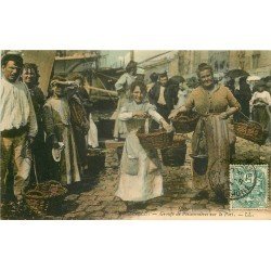 13 MARSEILLE. Groupe de Poissonnières sur le Port 1907