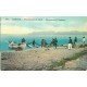 06 CANNES. Pêcheurs et l'Esterel sur la Promenade du Midi. Le Tirage des filets de Pêche