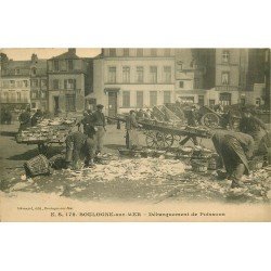 62 BOULOGNE-SUR-MER. Débarquement de Poissons. Pêcheurs et métiers de la Mer