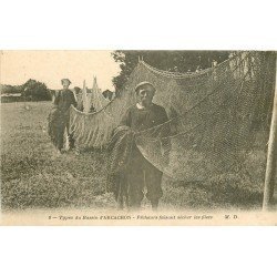 33 ARCACHON. Pêcheurs faisant sécher les filets. Métiers de la Mer