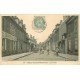 18 SAINT-AMAND-MONTROND. Le Facteur à vélo et le Commerce Baron rue Fradet 1905