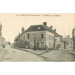 02 FERE-EN-TARDENOIS. Carrefour de la Déesse 1927