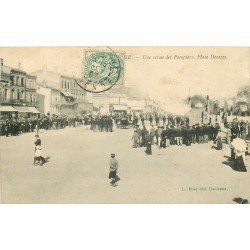 33 LIBOURNE. Une Revue de Pompiers Place Decazes 1907