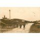 62 BERCK-PLAGE. Pêcheuses de Crevettes devant le Phare 1906