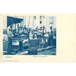 NAPOLI. Venditori di Maccheroni ou Vendeurs de Pâtes dans la rue vers 1900 Italia Italie