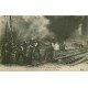 93 SAINT-OUEN. Incendie des Magasins du Nord. Les Ouvriers mettent du sable sur la voie ferrée